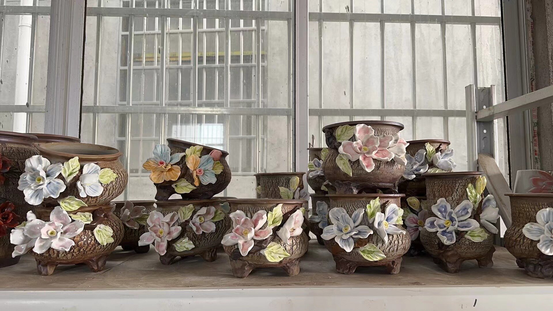 Cute Ceramic Succulent Planters Garden Pots with Drainage and Attached Saucer.jpg