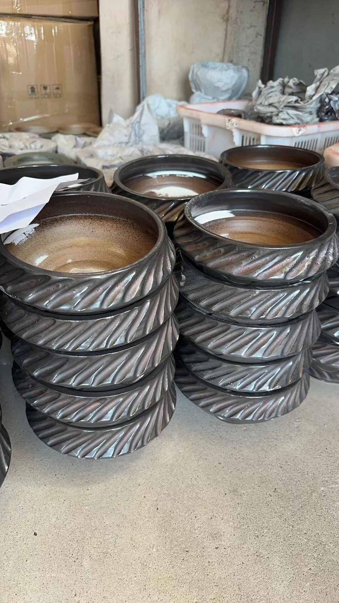 lant Pot with Drainage and Ceramic Tray Modern Living Room Decor Planter for Housewarming Gifts New Home.jpg