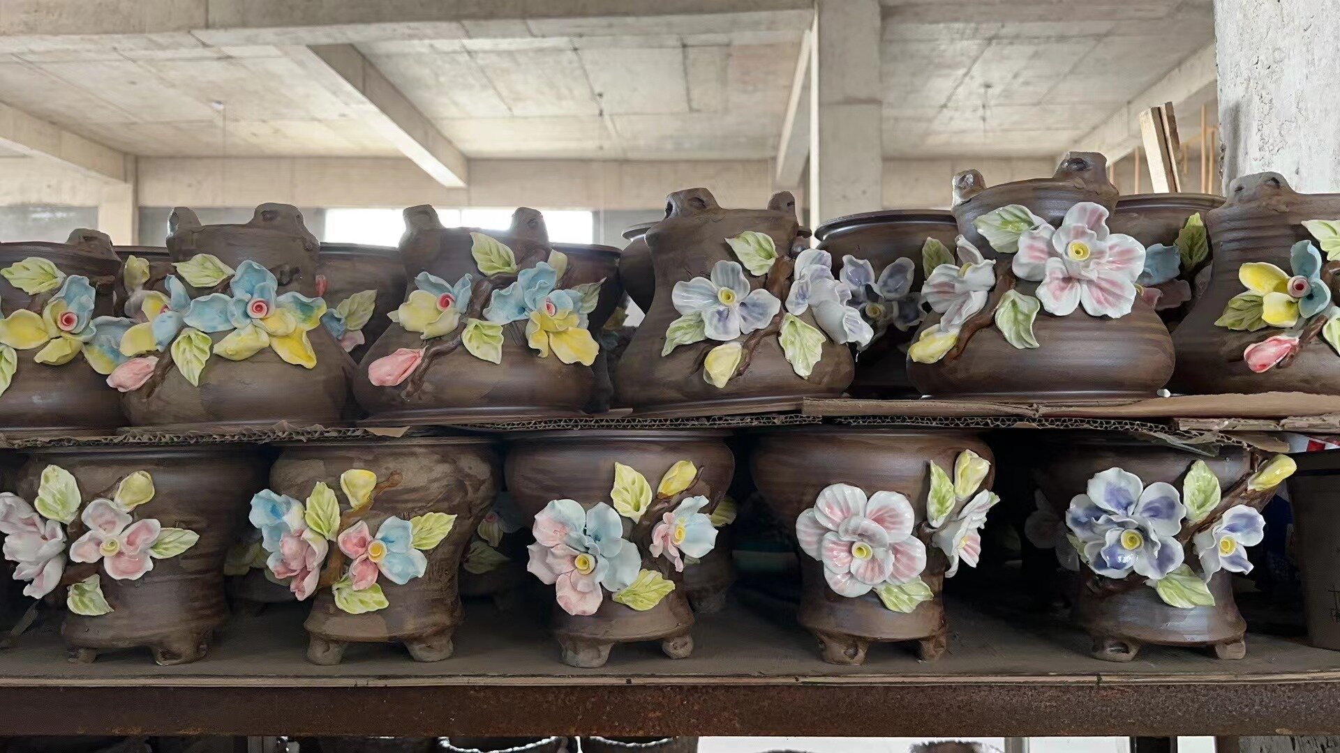 Small Ceramic Succulent Pots Cute Glazed Handcraft Succulent Planters with Drainage Hole.jpg